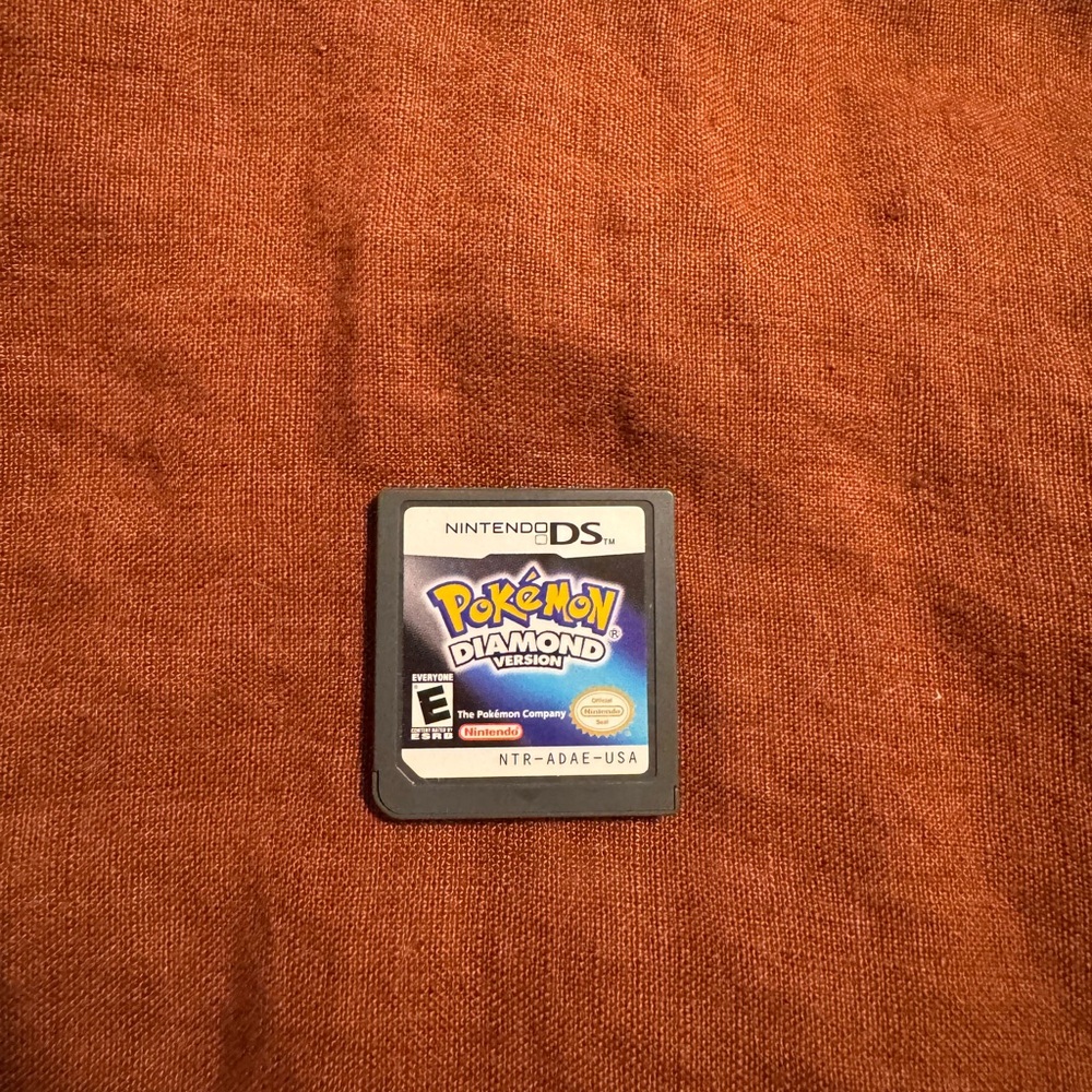 Nintendo DS Pokémon Diamond Game Cartridge - Blue and Black